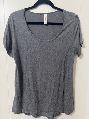 LuLaRoe Classic T